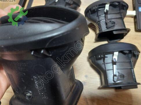 Ford Focus Havalandırma Izgaraları çıkma parça