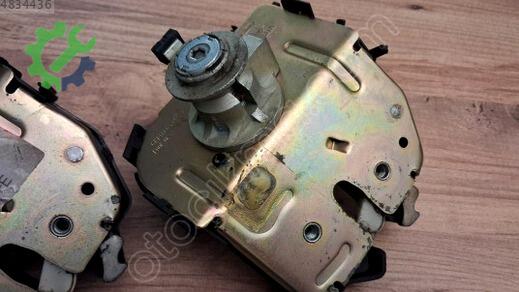 Ford Focus Bagaj Kilidi çıkma parça