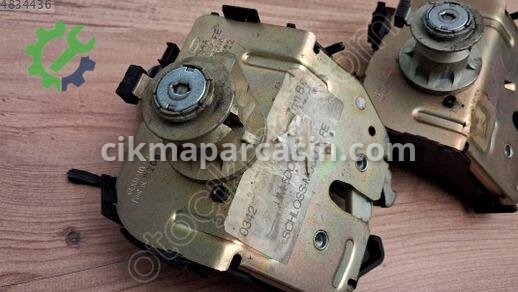 Ford Focus Bagaj Kilidi çıkma parça