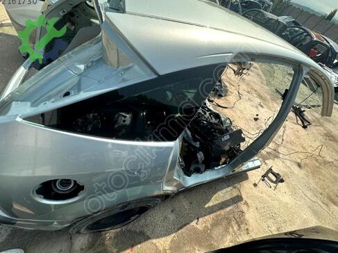 Ford Focus Tavan çıkma parça