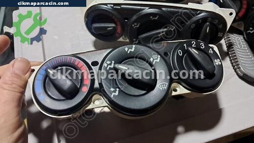 Ford Focus Klima Kontrol Paneli çıkma parça