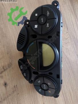 Ford Focus Klima Kontrol Paneli 2S4H18C61128K çıkma parça
