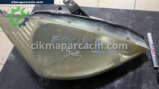 Ford Focus Sağ Ön Far çıkma parça