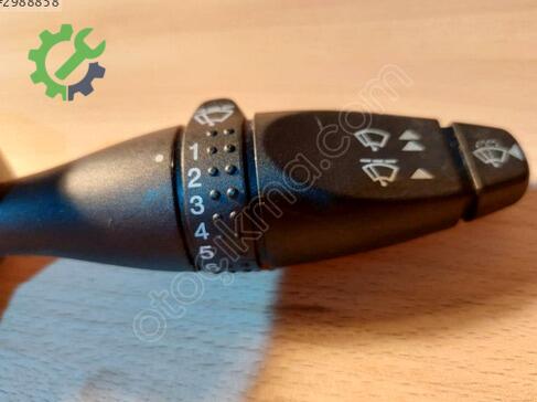 Ford Focus Sinyal Kolu 98AG17A553DC çıkma parça