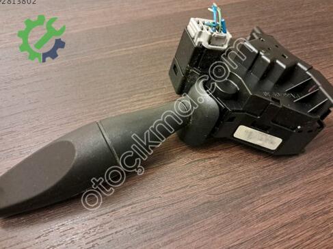 Ford Focus Sinyal Kolu 98AG13335AG çıkma parça