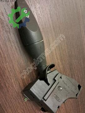 Ford Focus Sinyal Kolu 98AG13335AG çıkma parça