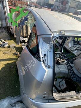 Ford Focus Sol Arka Çamurluk çıkma parça