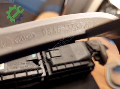 Ford Focus Tavan Lambası 2S6A-13K çıkma parça