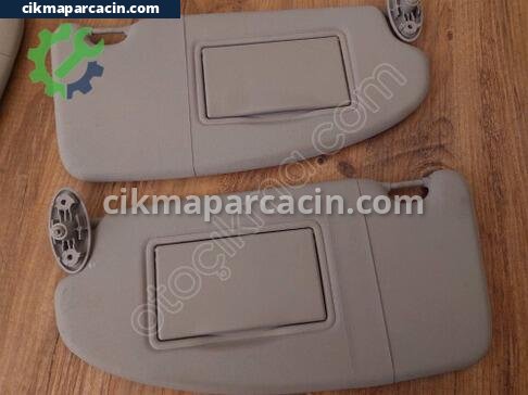 Ford Focus Güneşlik çıkma parça