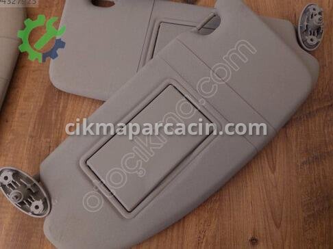 Ford Focus Güneşlik çıkma parça