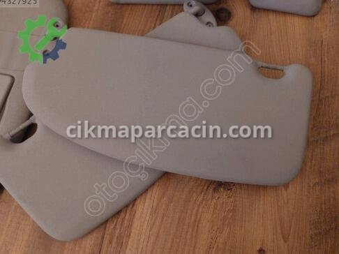Ford Focus Güneşlik çıkma parça