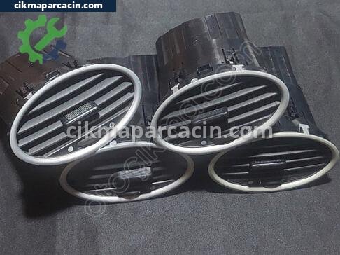 Ford Focus Havalandırma Izgaraları çıkma parça