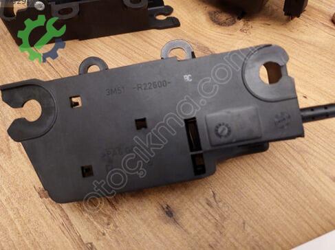 Ford Focus Cam Açma Kolu 3M51-R22600 çıkma parça