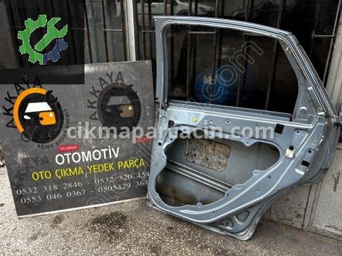 Ford Focus Sağ Arka Kapı çıkma parça