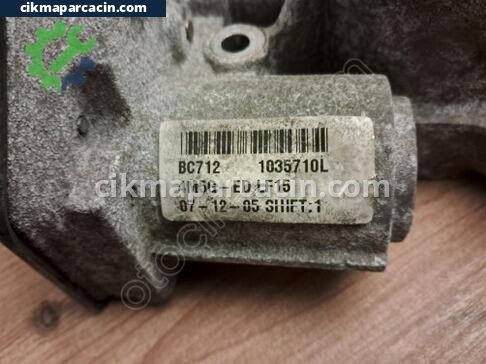 Ford C-Max Gaz Kelebeği çıkma parça