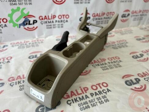 Ford Focus Orta Konsol çıkma parça