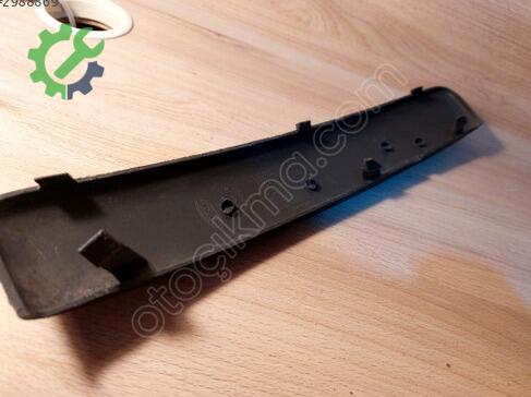 Ford Focus Tampon Bandı 4M51-17E909-AF çıkma parça