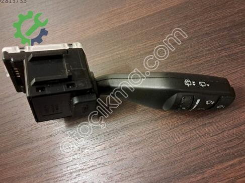 Ford Focus Sinyal Kolu 17D940 çıkma parça