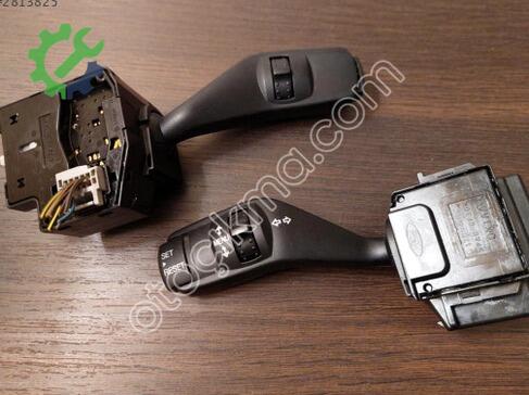 Ford Focus Sinyal Kolu 170940C çıkma parça