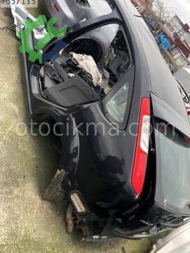 Ford Focus Tavan çıkma parça