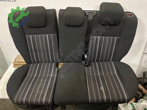 Ford Focus Arka Koltuk çıkma parça