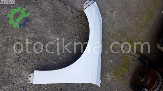 Ford Focus Sol Ön Çamurluk çıkma parça
