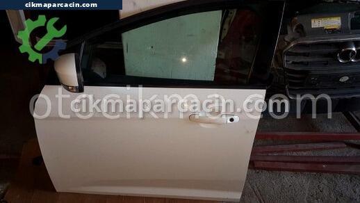 Ford Focus Sol Ön Kapı çıkma parça
