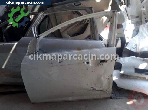Ford Focus Sol Ön Kapı çıkma parça