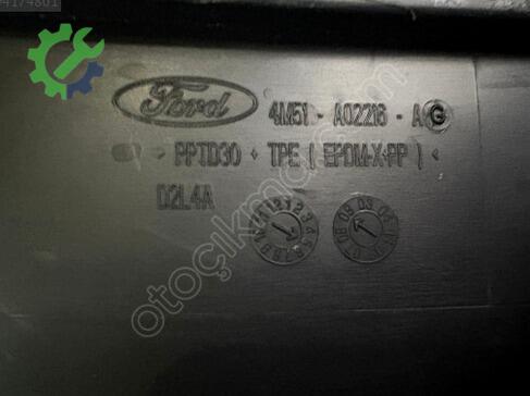 Ford Focus Ön Cam Izgarası 4M51A02216 çıkma parça