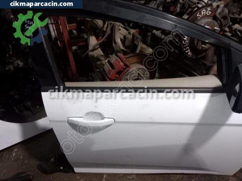 Ford Focus Sağ Ön Kapı çıkma parça