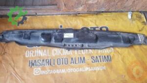 Ford Focus 3 Ön Cam Alt Plastik Hatasız Orjinal Çıkma