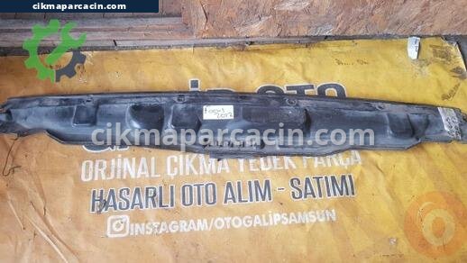 Ford Focus Ön Cam Izgarası çıkma parça