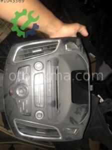 Ford Focus 3 orta üfleme ızgarası hatasız orjinal çıkma