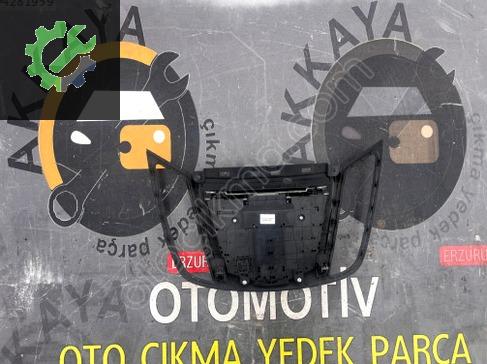 Ford Focus Cd - Çalar AM5T-18K811-HD çıkma parça