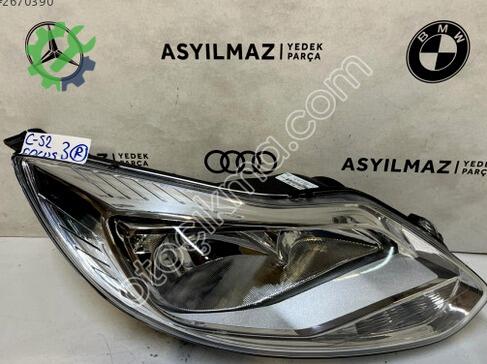 Ford Focus Sağ Ön Far çıkma parça