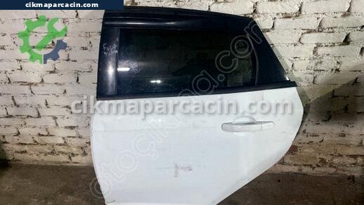 Ford Focus Sol Arka Kapı çıkma parça