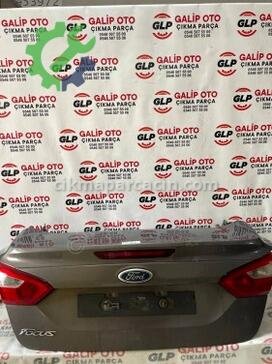 Ford Focus Bagaj Kapağı çıkma parça