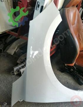 Ford Focus Sağ Ön Çamurluk çıkma parça
