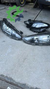 Ford Focus Far çıkma parça