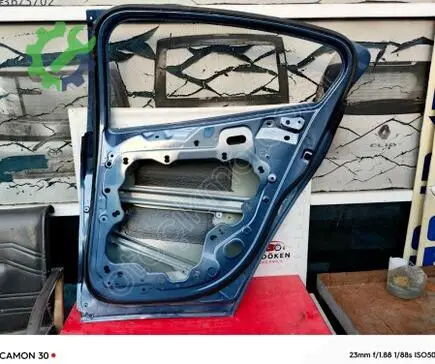 Ford Focus Sol Arka Kapı çıkma parça