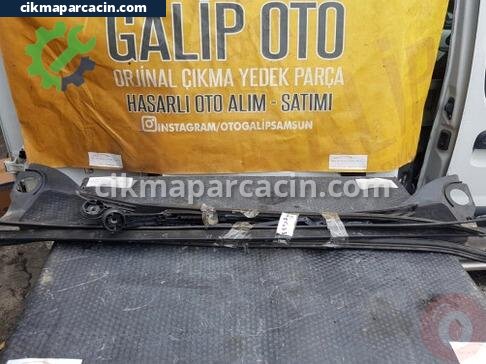 Ford Focus Silecek Kolu çıkma parça