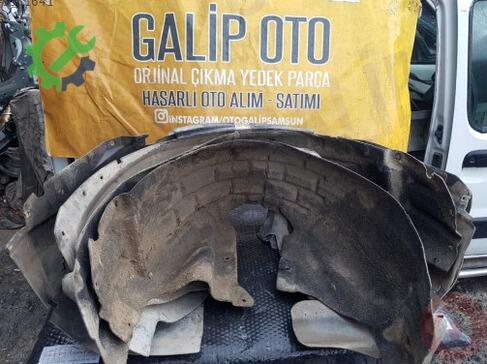 Ford Focus Davlumbaz çıkma parça