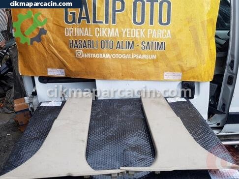 Ford Focus Döşeme çıkma parça