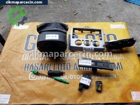 Ford Focus Far Çerçevesi çıkma parça