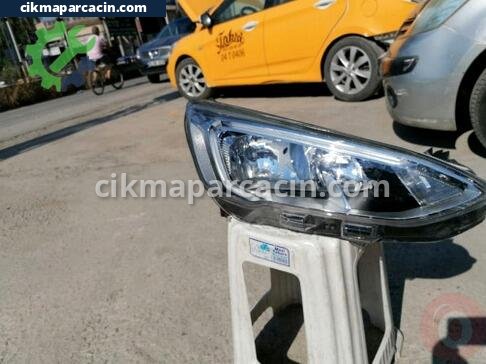 Ford Focus Far çıkma parça
