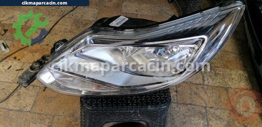 Ford Focus Far çıkma parça