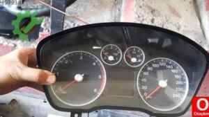 Ford focus gösterge saati orjinal çıkma