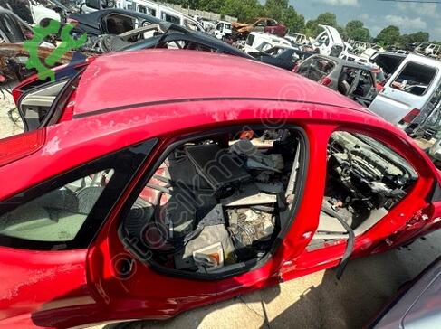 Ford Focus Tavan çıkma parça