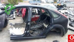 Ford focus hecbek parça olarak satılık focus tavan arka
