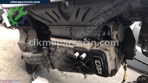 Ford Focus Kalorifer Kutusu çıkma parça